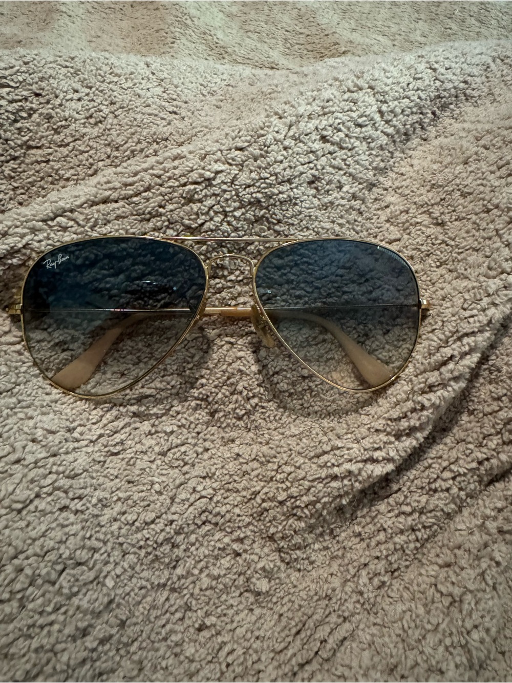 Ray-Ban Gold Frame Aviator Sunglasses with Blue Gradient Lenses